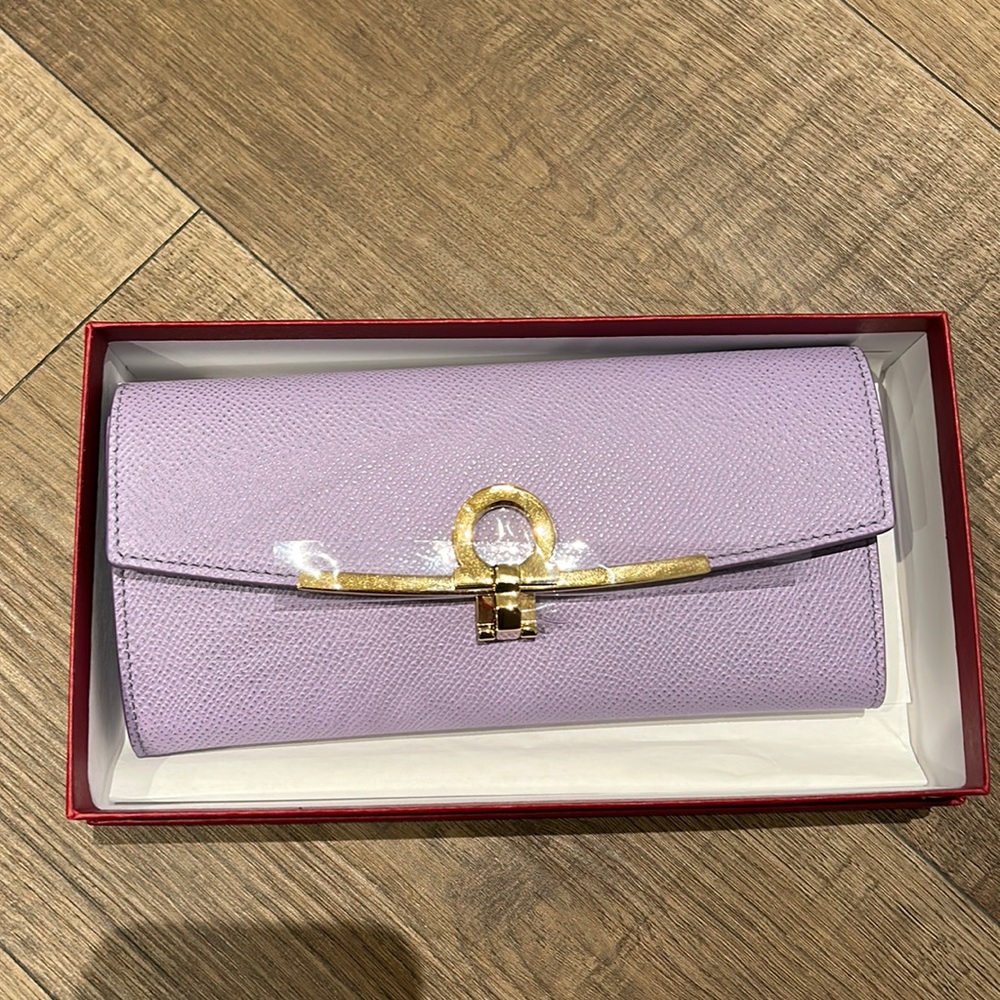 Salvatore Ferragamo Gancini Continental Wallet
